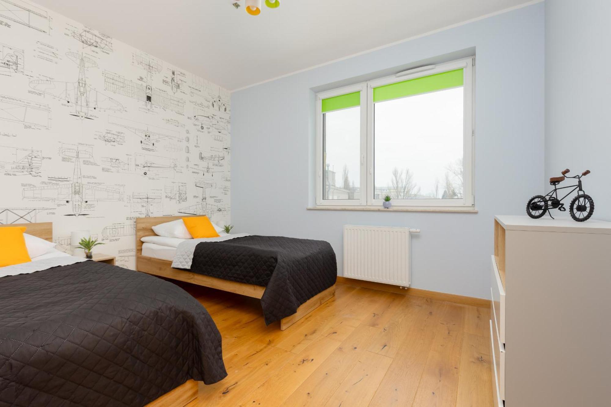 2 Bedroom Beautiful Surroundings Miedzyborska Street By Renters Апартаменти Варшава